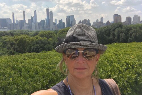 Roxy Savage portrait